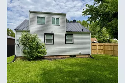 2310 Harmon Street NE, Canton, OH 44705 - Photo 32