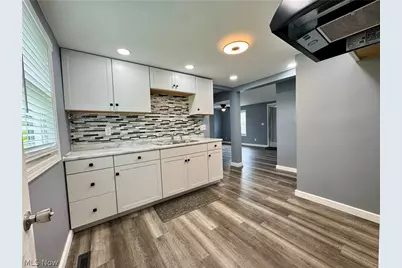 2310 Harmon Street NE, Canton, OH 44705 - Photo 14