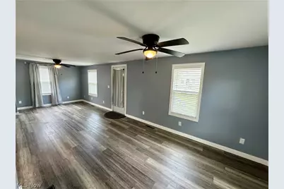 2310 Harmon Street NE, Canton, OH 44705 - Photo 6