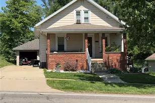 128 Mill St NW, Sugarcreek, OH 44681 - Photo 2