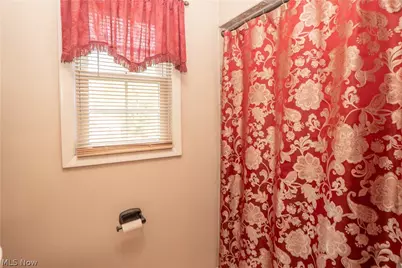 484 Stull Avenue, Akron, OH 44312 - Photo 32