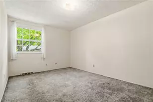 13622 Oakbrook Dr, North Royalton, OH 44133 - Photo 16
