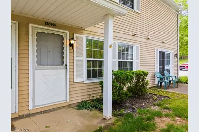 13622 Oakbrook Drive #3622, North Royalton, OH 44133 - Photo 4