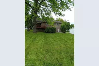 663 Meadowland Drive, Hubbard, OH 44425 - Photo 24