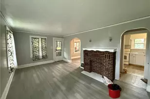 1366 Superior Ave, Akron, OH 44307 - Photo 4