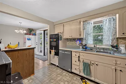 5415 Amherst Drive, Parma, OH 44129 - Photo 22
