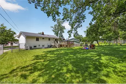 5415 Amherst Drive, Parma, OH 44129 - Photo 4