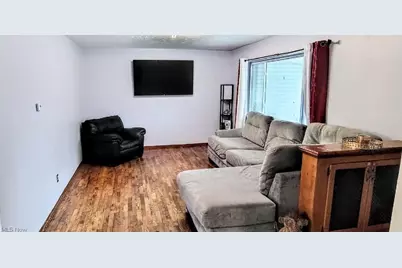 3805 Northern Street NE, Canton, OH 44721 - Photo 2