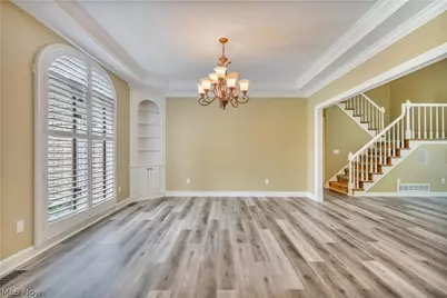 3790 Woodleigh Avenue NW, Canton, OH 44718 - Photo 6