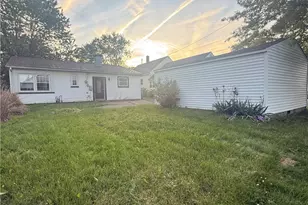 420 Perkinswood Blvd NE, Warren, OH 44483 - Photo 4