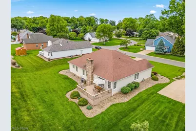 6862 Red Deer Circle NW, Canton, OH 44708 - Photo 34