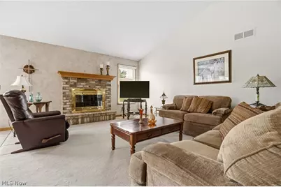 6862 Red Deer Circle NW, Canton, OH 44708 - Photo 14