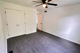 571 E 115th St, Loveland, OH 44108 - Photo 12