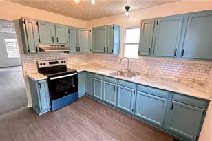 571 E 115th St, Loveland, OH 44108 - Photo 8