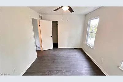 571 E 115th Street, Loveland, OH 44108 - Photo 20