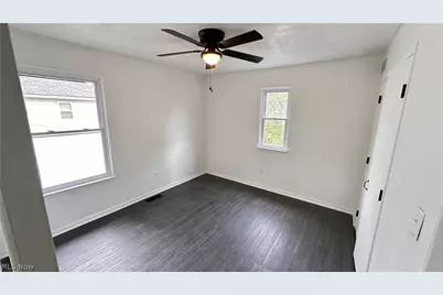571 E 115th Street, Loveland, OH 44108 - Photo 16