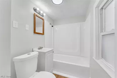 242 Orchard Avenue, Cuyahoga Falls, OH 44221 - Photo 24