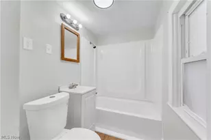 242 Orchard Ave, Cuyahoga Falls, OH 44221 - Photo 24