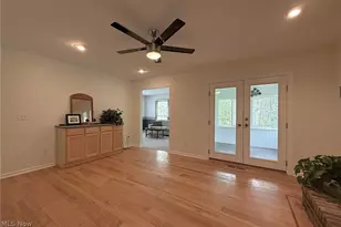 9109 Lake in the Woods Trail, Chagrin Falls, OH 44023 - Photo 12