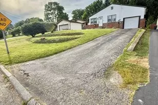 926 Arch St, Salem, OH 44460 - Photo 2