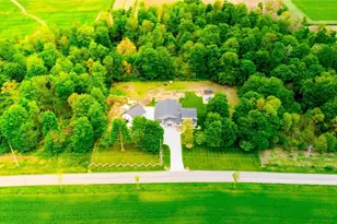 6401 E Moreland Rd, Fredericksburg, OH 44627 - Photo 2