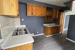 13301 Caine Ave, Loveland, OH 44105 - Photo 10
