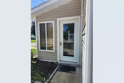 674 S Monroe Street, Millersburg, OH 44654 - Photo 2