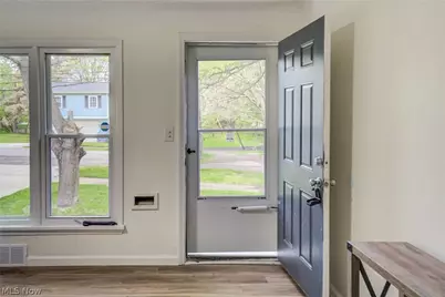 5061 Miller Avenue, Maple Heights, OH 44137 - Photo 2