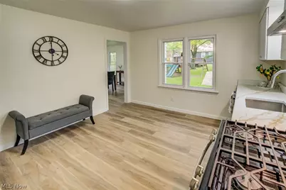 5061 Miller Avenue, Maple Heights, OH 44137 - Photo 8