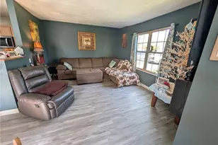 9552 Cloverleaf Rd, Windham, OH 44288 - Photo 2