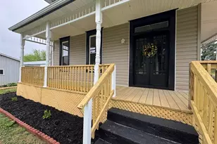 7855 East St, Adamsville, OH 43802 - Photo 2