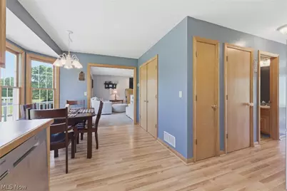 7987 Lisbon St E, East Canton, OH 44730 - Photo 14
