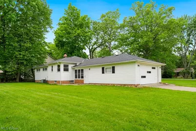 4223 Canterbury Road, North Olmsted, OH 44070 - Photo 38