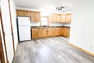 81 S Pleasant St, Oberlin, OH 44074 - Photo 8