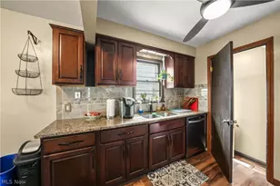 14902 James Ave, Maple Heights, OH 44137 - Photo 14