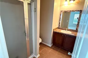 952 Hartford Village Blvd, Columbus, OH 43228 - Photo 14