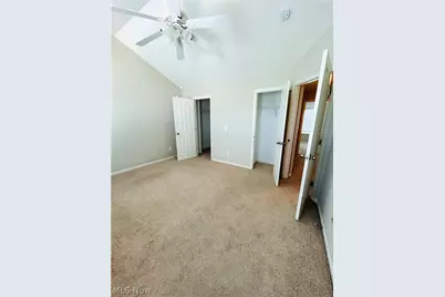 952 Hartford Village Boulevard, Columbus, OH 43228 - Photo 10