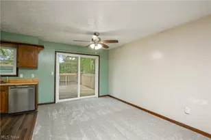 1425 Galaxy Dr, Mogadore, OH 44260 - Photo 18