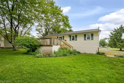 1425 Galaxy Drive, Mogadore, OH 44260 - Photo 4