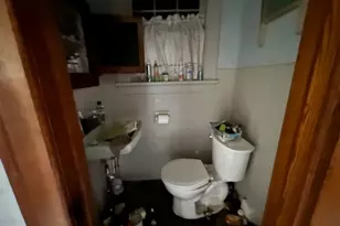 249 Central Pkwy Ave SE, Warren, OH 44483 - Photo 4