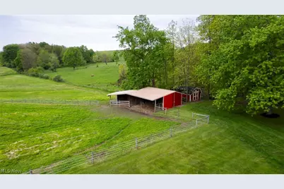 8582 Dundee Wilmot Road, Dundee, OH 44624 - Photo 22