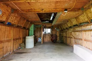 8582 Dundee Wilmot Rd, Dundee, OH 44624 - Photo 30