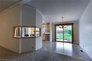 8582 Dundee Wilmot Rd, Dundee, OH 44624 - Photo 4