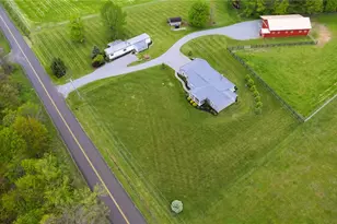 8582 Dundee Wilmot Rd, Dundee, OH 44624 - Photo 38