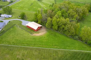 8582 Dundee Wilmot Rd, Dundee, OH 44624 - Photo 40