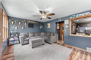 6942 Mt Pleasant Rd NE, Zoarville, OH 44656 - Photo 6