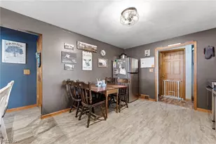 6942 Mt Pleasant Rd NE, Zoarville, OH 44656 - Photo 10