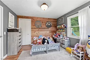 6942 Mt Pleasant Rd NE, Zoarville, OH 44656 - Photo 12