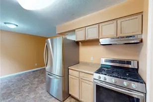 744 Arline Ave, Eastlake, OH 44095 - Photo 8