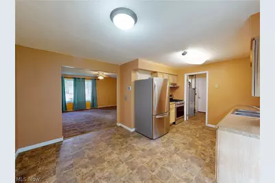 744 Arline Avenue, Eastlake, OH 44095 - Photo 12